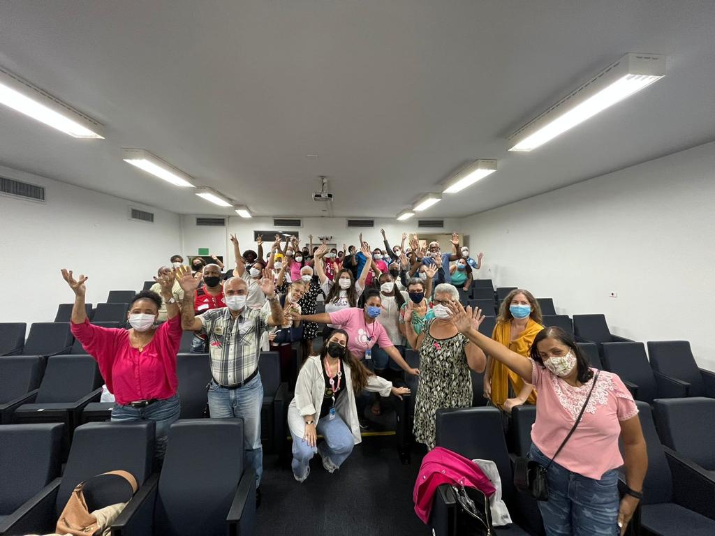 INCAvoluntário promove semana cor-de-rosa no INCA